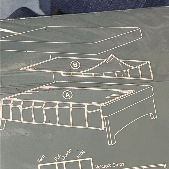 Whitmor Bedskirt Organizer in White - Picture 3 of 6